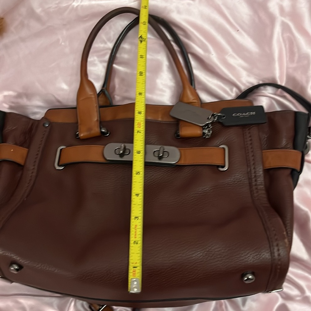 Coach Brown and Tan Satchel with Elegant Design - Picture 15 of 16